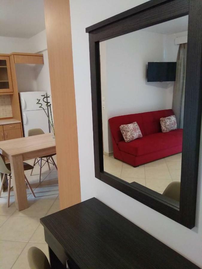 Spyros Studio نافبليو المظهر الخارجي الصورة